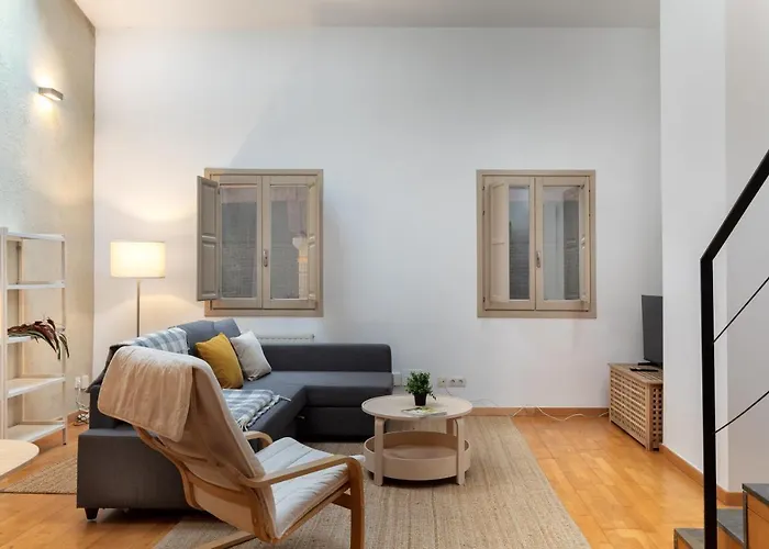 Flateli Cort Reial 7 Girona